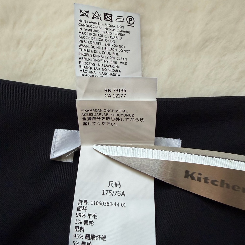 MaxMara Luxe Virgin Wool Fox Wrap Black Pencil Skirt-Made in Italy - 10(M) - Picture 11 of 14